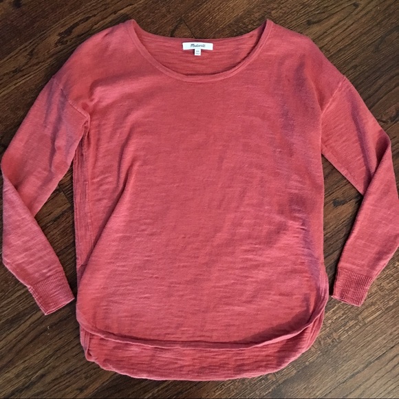 Madewell Tops - Madewell rust-colored lightweight crewneck sweater